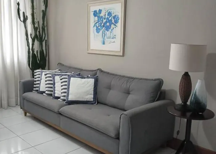 Apartamento completo na calçada da praia Guarujá