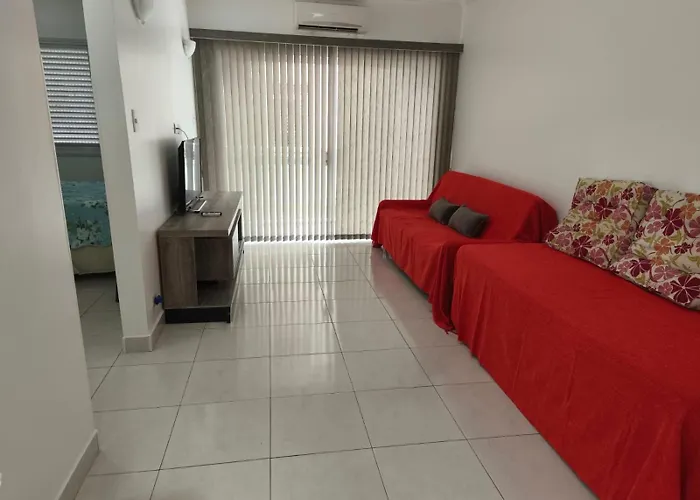 Apartamento ótima localização Guarujá-Enseada
